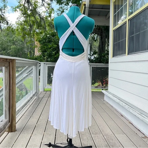 Bebe: Vintage Elegant White Plunge Criss-Cross Dress. Size Medium. - Picture 3 of 13